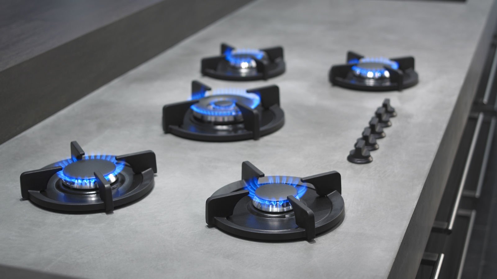 7 Smart Upgrades with Gas Burner Installation in Modern Homes